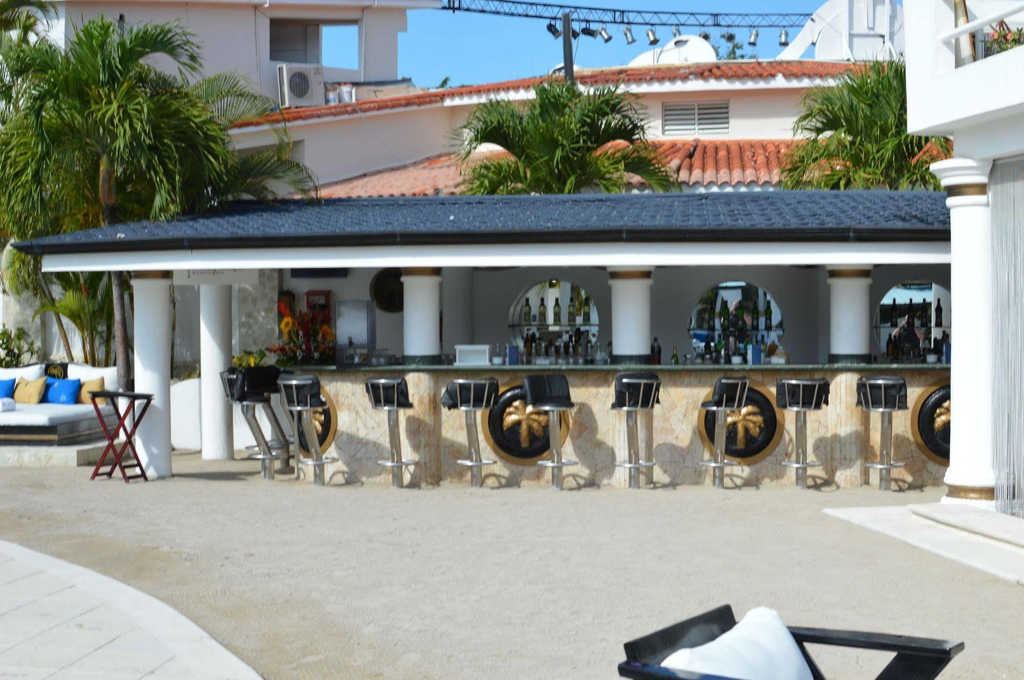 Lifestyle Royal Suites Cofresi Kültér fotó